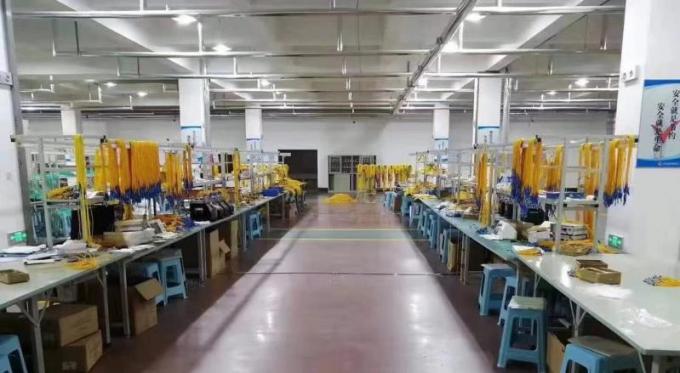 ADSS GYXTW Cabos de fibra ópticaCablos ópticos para exterior de modo únicoCablos ópticos MDPE de 24 núcleosCablos ópticos 15