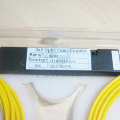 No divisor ótico 1310nm ou 1490nm ou 1550nm da fibra ótica conservada em estoque de Fc Apc Upc 2X2 do acoplador do ABS 2*2 FBT do preço de fábrica FTTH