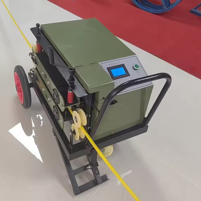 Máquina de puxar cabos de fibra óptica