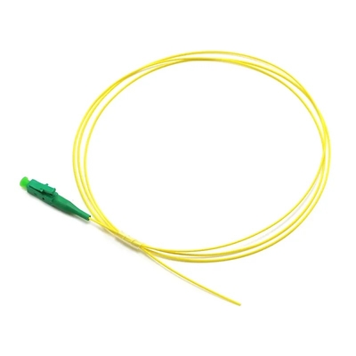 Cabo de ligação de fibra óptica Pigtails SC/APC G652D Monomodo LSZH 1M Simplex 2.0mm Pigtails de fibra óptica