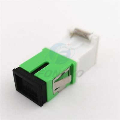 Adaptador de Fibra de Modo Único Shell Branca Verde SC/APC Adaptador de Obturador Automático com estilhaços de metal e estabilidade de temperatura ≤ 0,20 dB